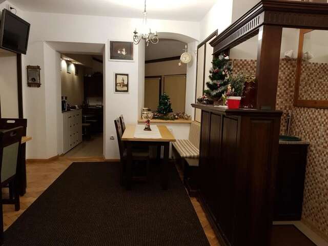 Гостевой дом Casa Matei Брашов-10